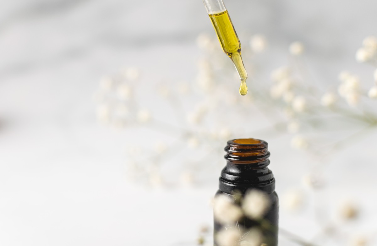 Clear CBD oil that has not expired in a dropper